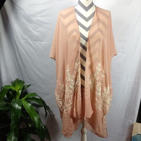 Vintage Boho Kimono Embroidered Shaw - Picture 1 of 7